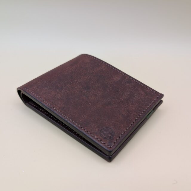 Bi-fold