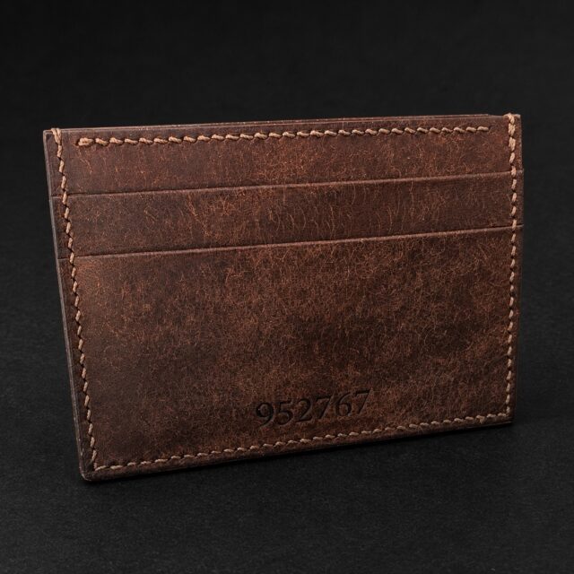 Cardholder 952767
